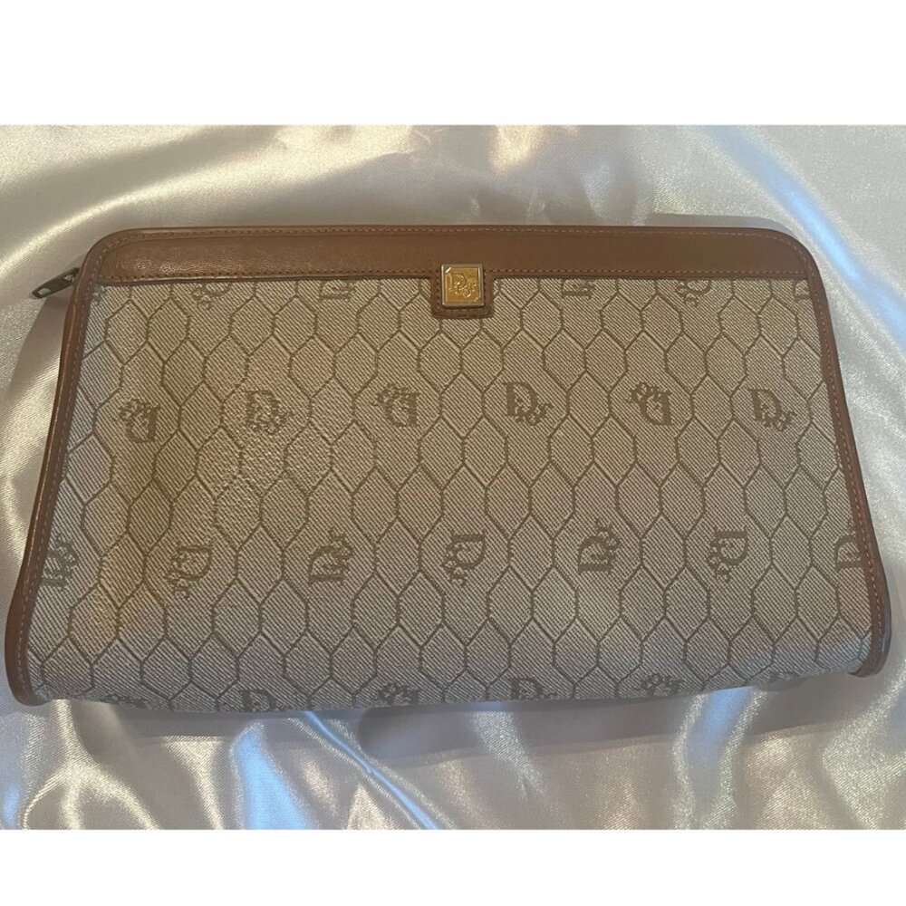 CHRISTIAN DIOR AUTHENTIC Vintage Honeycomb Clutch Bag